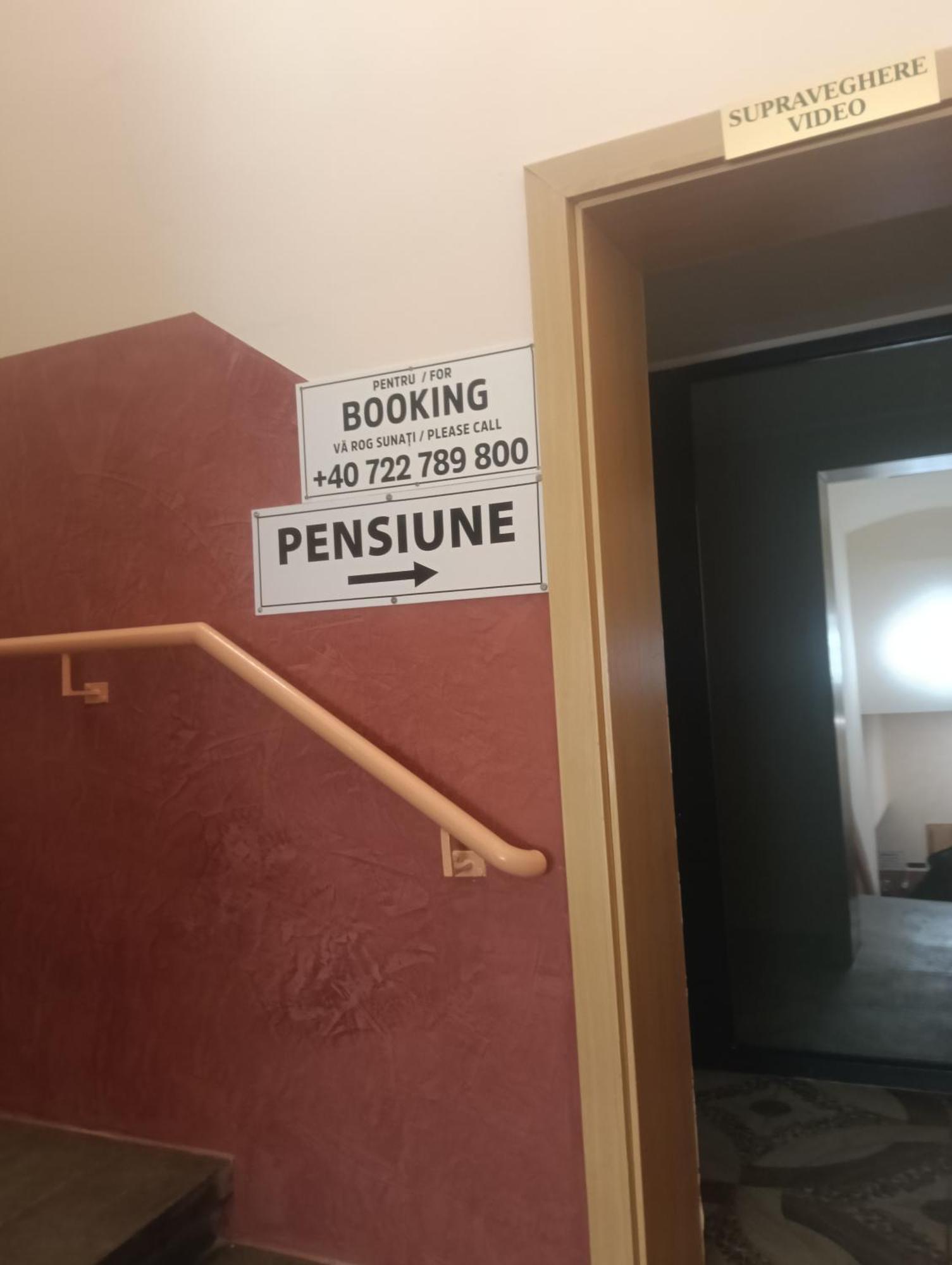 Casa Heidi Hotell Timişoara Exteriör bild