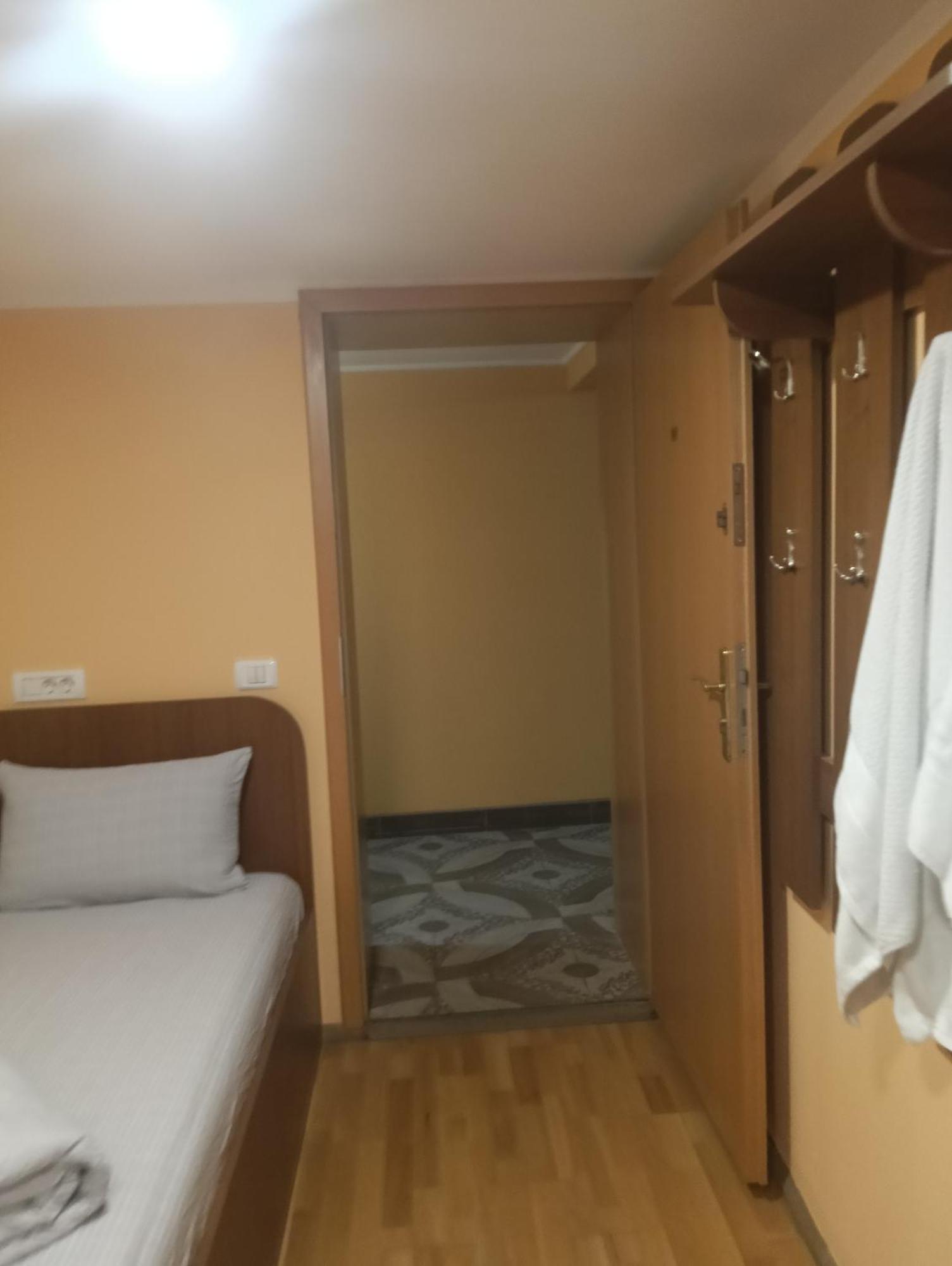 Casa Heidi Hotell Timişoara Rum bild