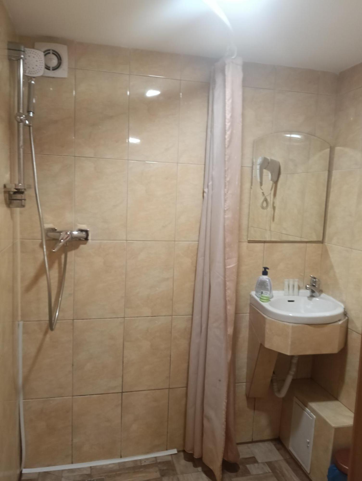 Casa Heidi Hotell Timişoara Rum bild