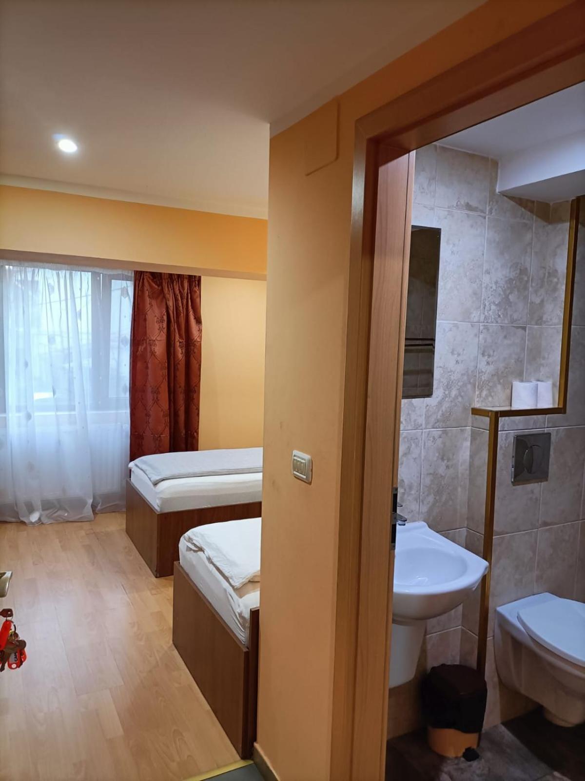 Casa Heidi Hotell Timişoara Rum bild